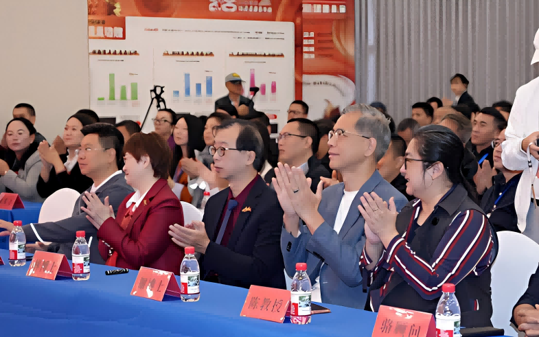 RRTf转折——被世界看见的那一天 RRTf转折——被世界看见的那一天